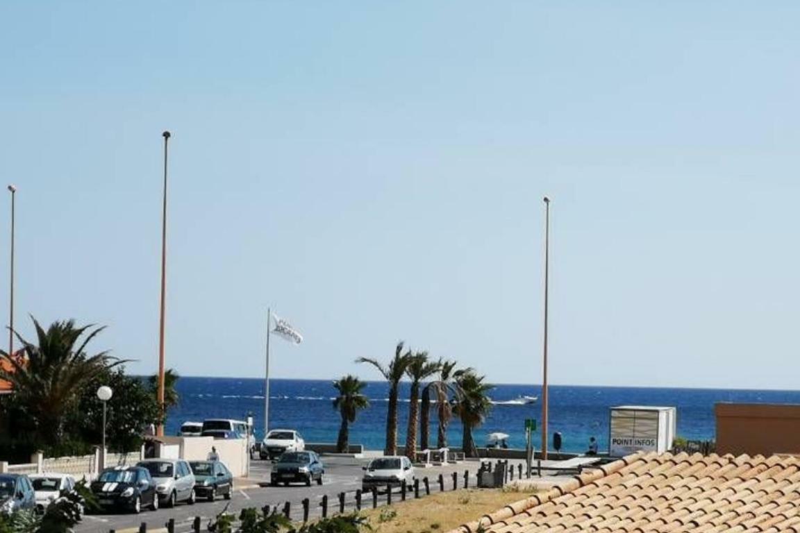 Face A La Mer Avec Clim, Wifi, Parking Le Barcarès Exteriör bild
